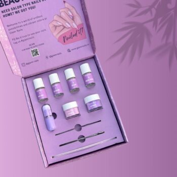Glamr Nails Dip Powder Kit.